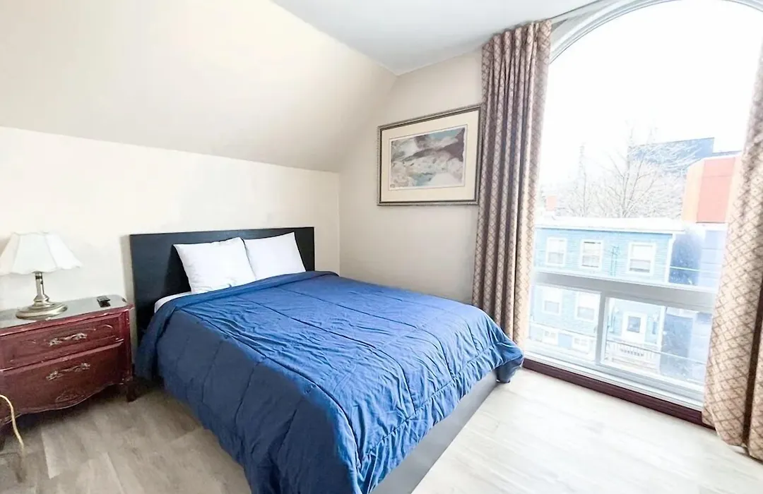 Commons Inn-1